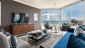 Luxury Apartment | Beach/ocean view