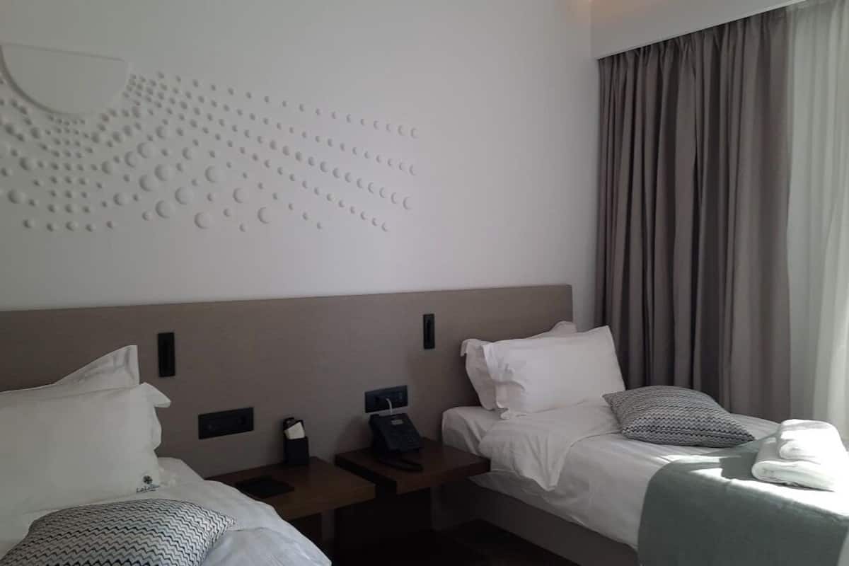 1 bedroom, minibar, in-room safe, desk