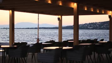 Beach bar