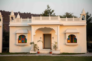 Room - Rajasi Palace (Chittorgarh)