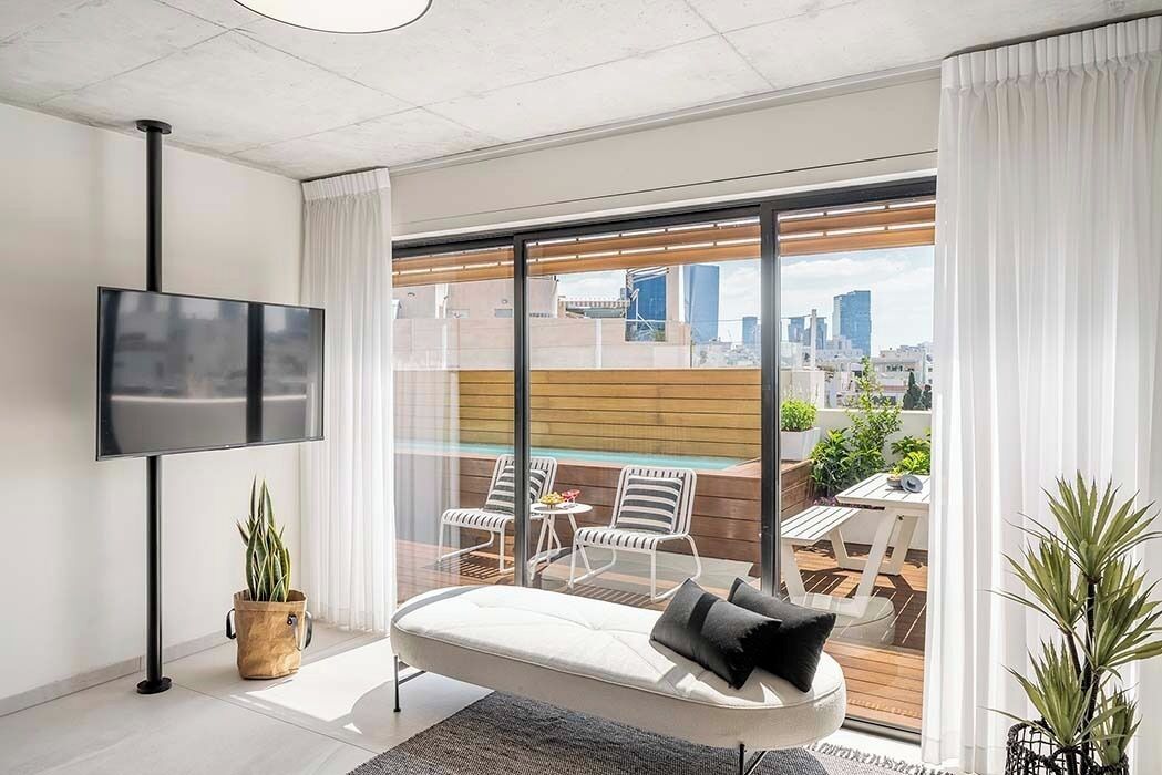 Four Bedroom Duplex Penthouse Apartment with Pool #10 | Private pool