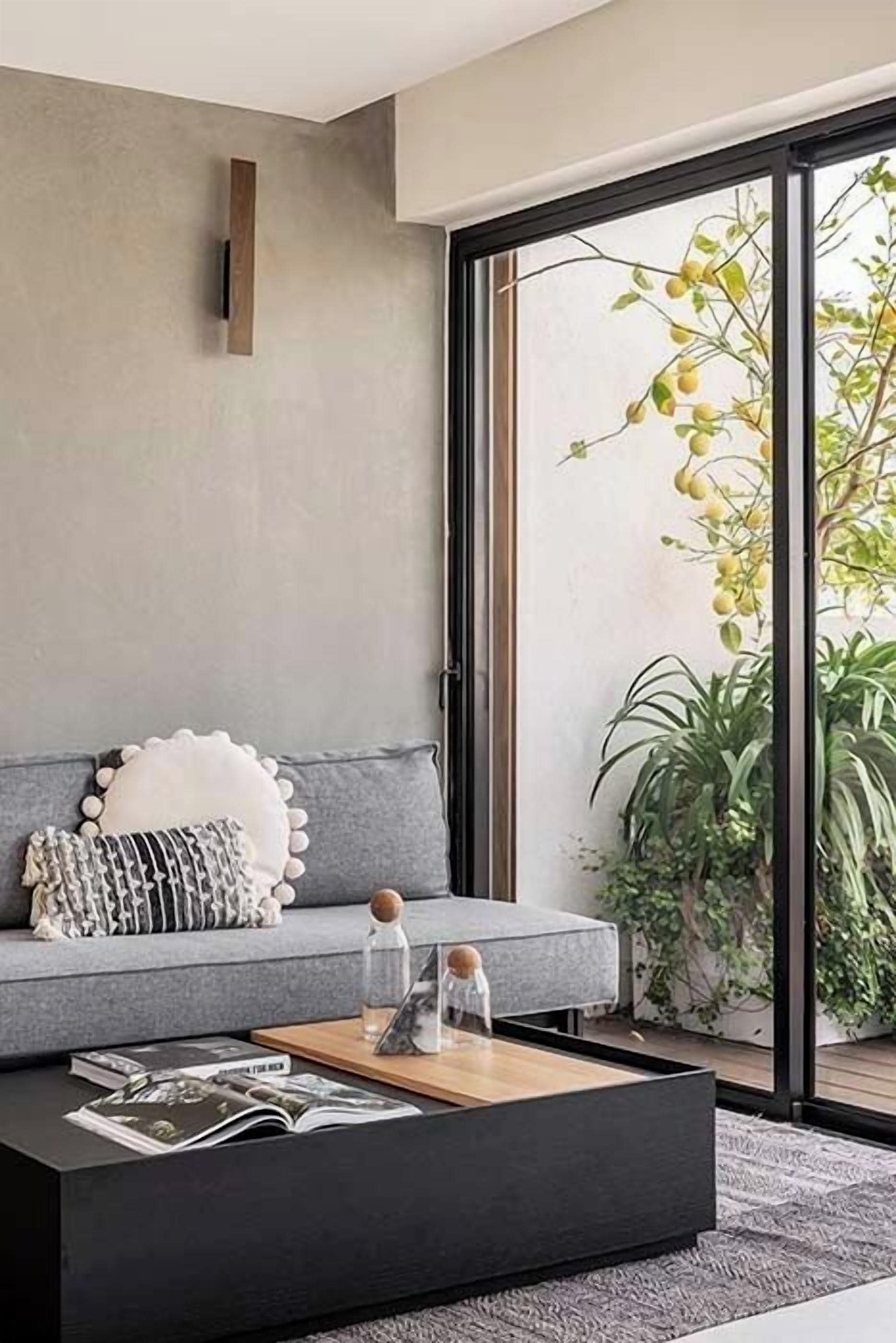 Four Bedroom Duplex Penthouse Apartment with Pool #9 | Living area | 50-inch flat-screen TV with satellite channels, TV, Netflix