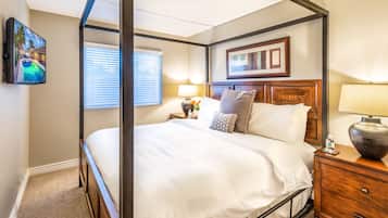 House (4 Bedrooms) | 4 bedrooms, iron/ironing board, travel crib, bed sheets