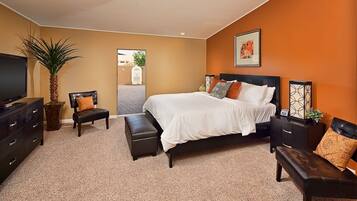 Villa (6 Bedrooms) | 6 bedrooms, iron/ironing board, bed sheets