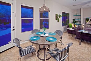 Fridge, oven, dishwasher, cookware/dishes/utensils - Villa Sonoran (Phoenix)