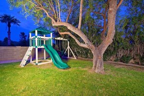 Children's area - Paradise Ridge (Phoenix)