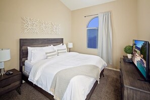 Maison (1 Bedroom) | 4 chambres, fer et planche à repasser, lit parapluie, draps fournis