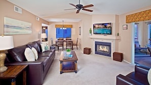Unclassified image, 4 of 12, button - Scottsdale Retreat · Unbeatable Location, Heated Pool, Spa, Concierge (Scottsdale)