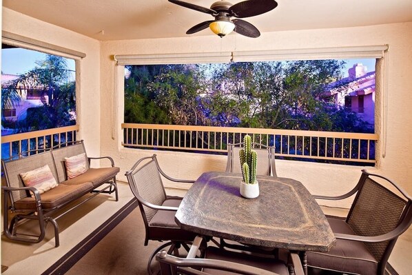 Balcony - Scottsdale Retreat · Unbeatable Location, Heated Pool, Spa, Concierge (Scottsdale)