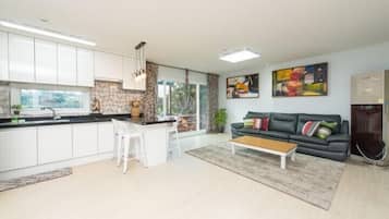 Ddeul House | Living area | Flat-screen TV