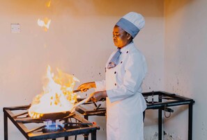 Breakfast, lunch, dinner served; local and international cuisine - Panama Garden Resort (Moshi)