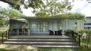 Cabin - Block 81 | Front of property