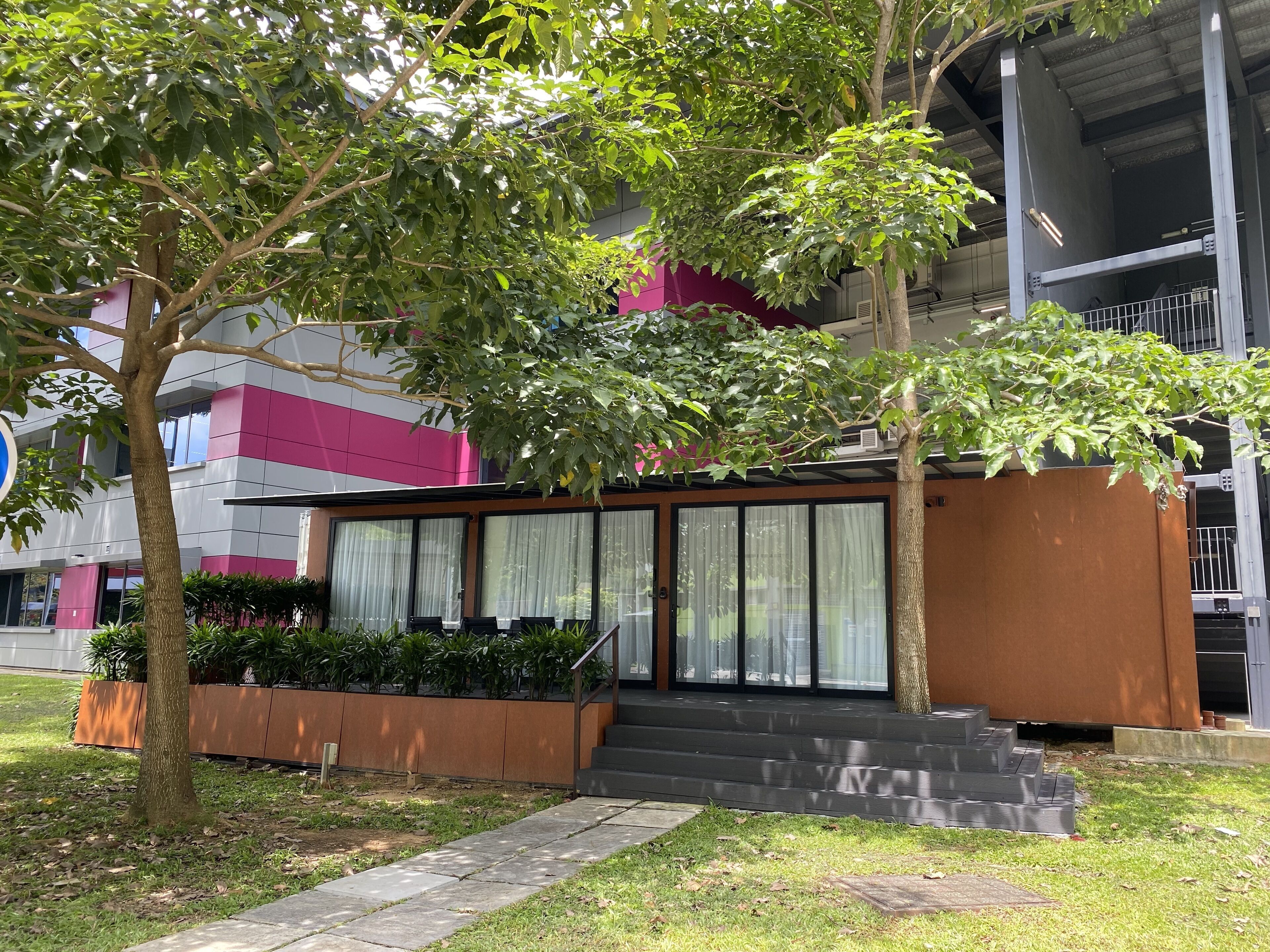 Foto - Shipping Container Hotel At One-north