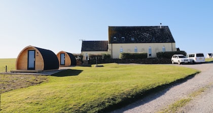 Kirkapol Beach Sleeps 4 With Dog Access