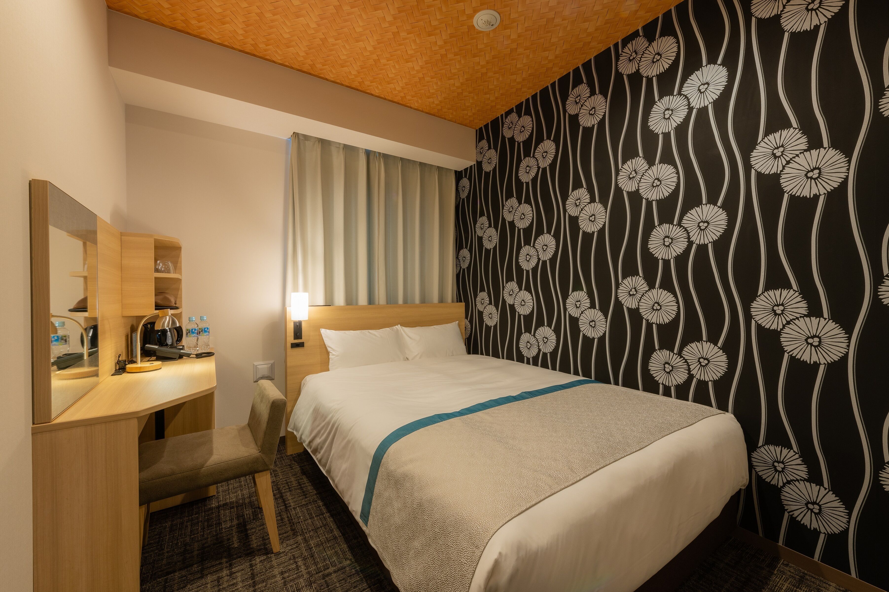 1 bedroom, blackout curtains, soundproofing, iron/ironing board