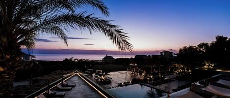 Superior-huone, merinäköala | Näkymä rannalle/valtamerelle