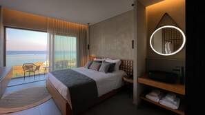 Literie hypoallergénique, coffres-forts dans les chambres, bureau