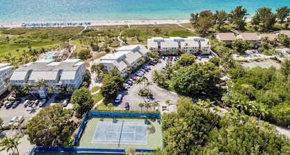 Appartement aan het strand in Captiva Island. Zwembad, strand, tennis, wifi