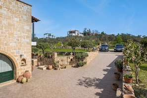 Traditional Villa, 4 Bedrooms | Street view - Athina Traditional Villa (Chania)