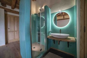 Bathroom - Tenuta Armonia (Clavesana)