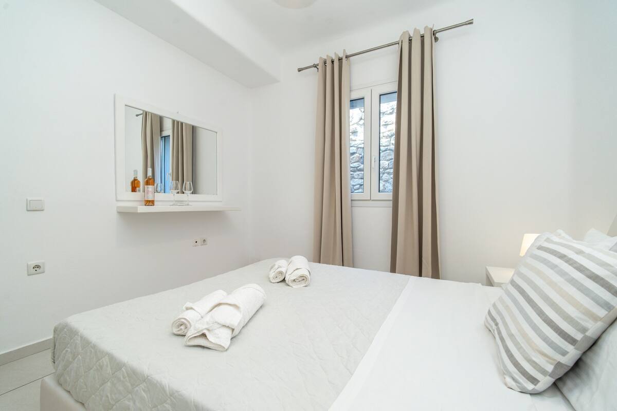 Deluxe Studio | Cadar kapas Mesir, peralatan tempat tidur premium 