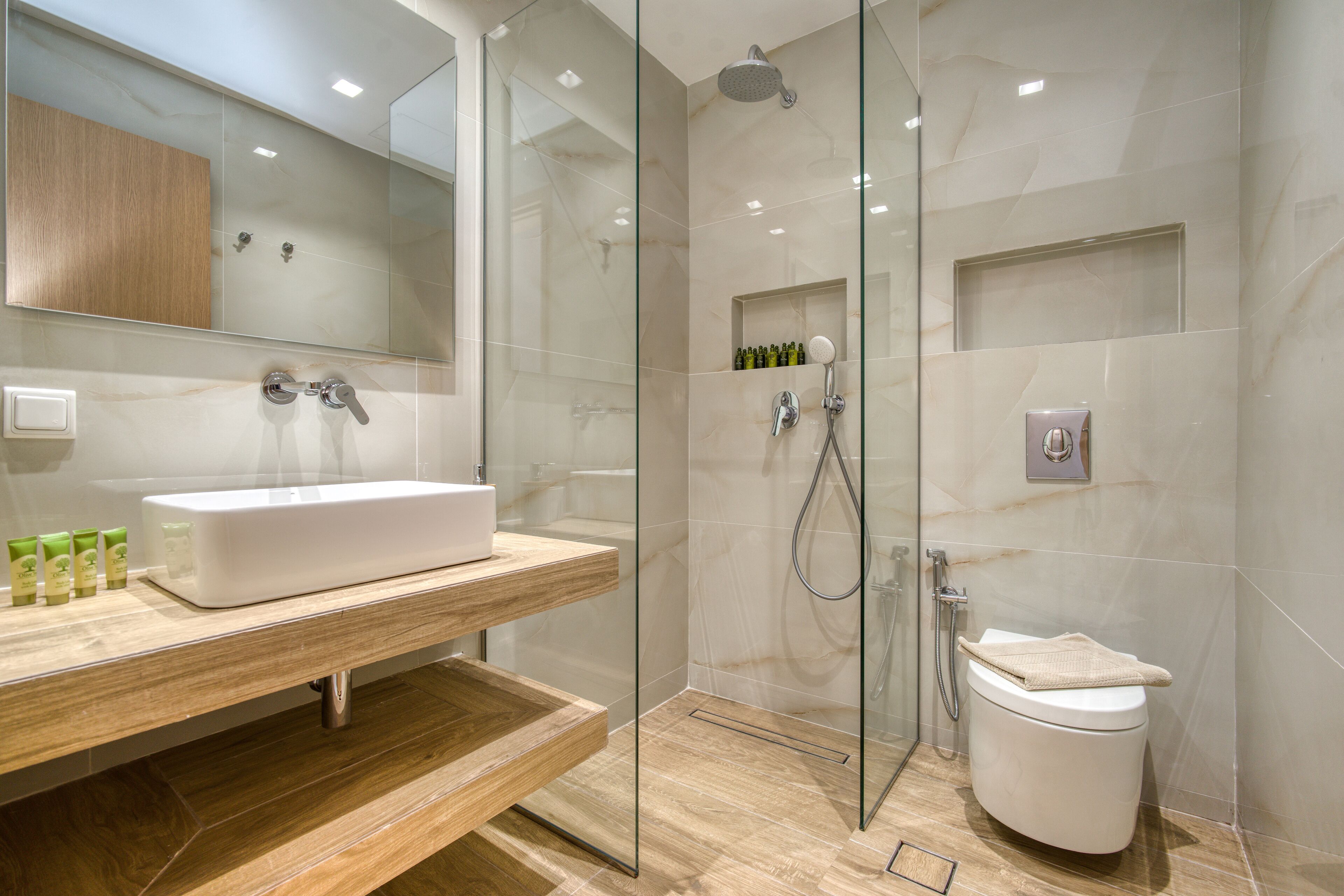 Panoramic Apartment | Bathroom