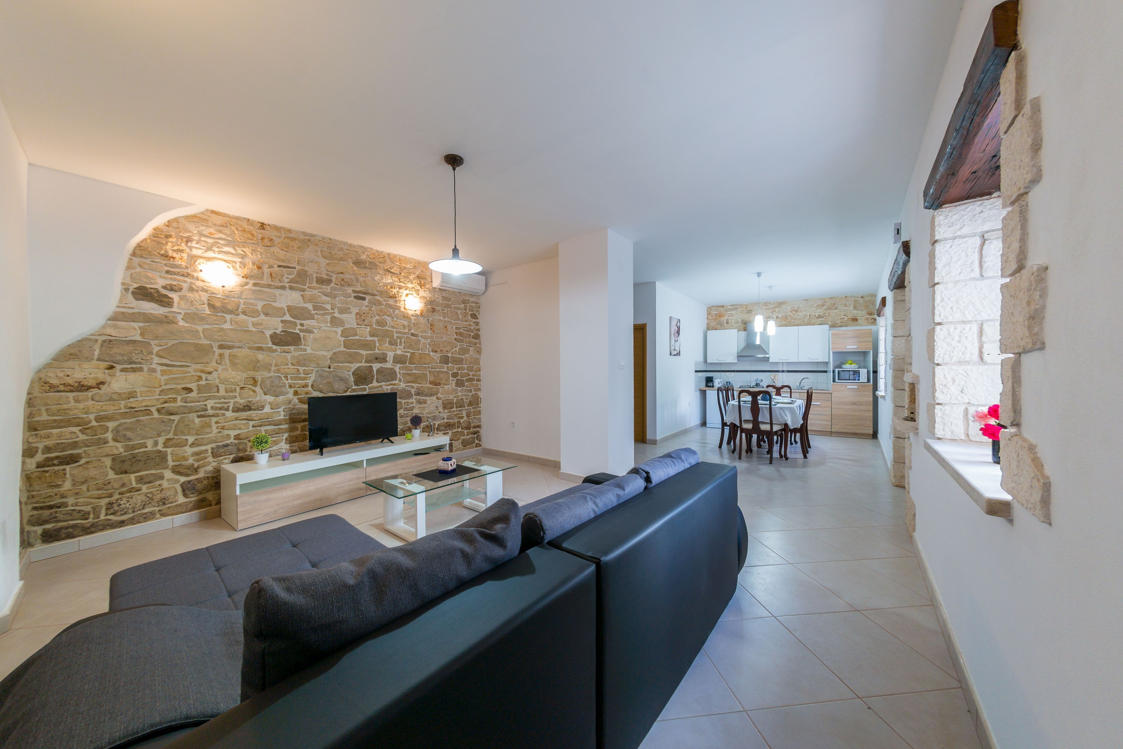 Biệt thự, 2 phòng ngủ | Phòng khách | TV màn hình phẳng 