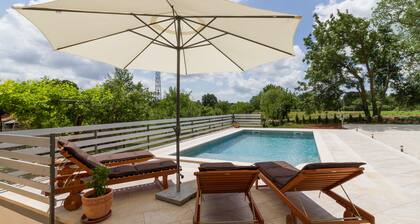 Holiday house Matija with a pool