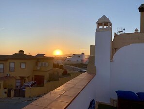 Property grounds - Maldo House. Bright, super equipped, spacious, very good orientation (Tarifa)