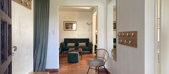 Charming 3-Star Beach House, Ideal for Families, with Garden and Parking