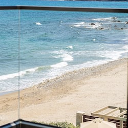 Am Strand, weißer Sandstrand