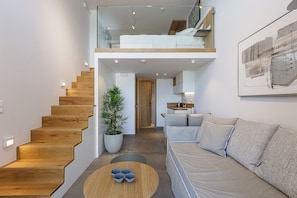 Suite, Sea View (Split Level) | Living area | Smart TV