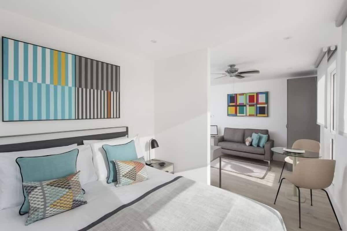 1 chambre, draps en coton égyptien, literie de qualité, coffre-fort