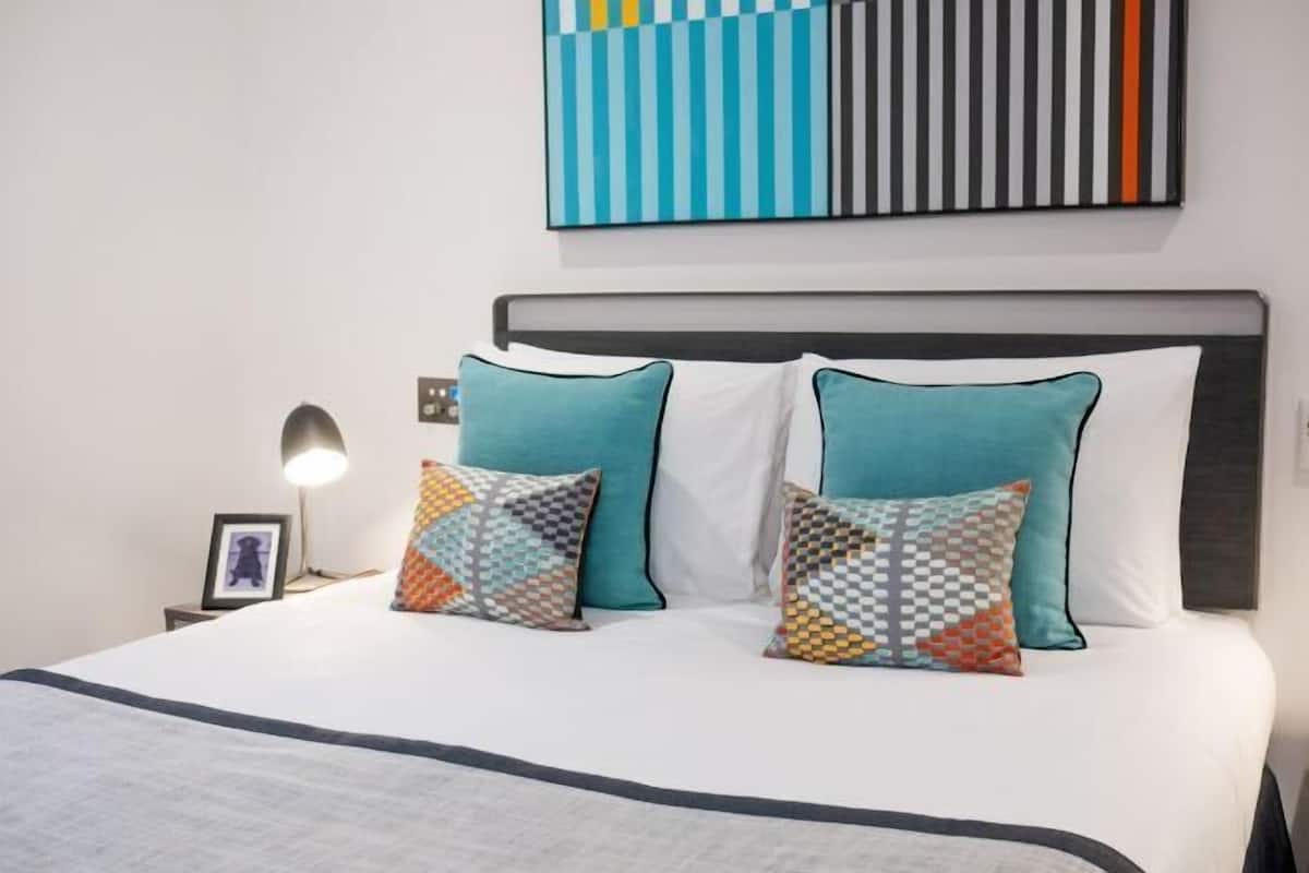 1 chambre, draps en coton égyptien, literie de qualité, coffre-fort