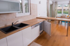 Appartement Deluxe, 4 chambres | Cuisine privée