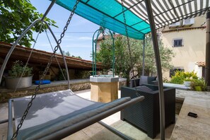 Casa, 3 quartos | Terraço/pátio
