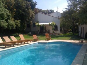 Piscine extérieure, piscine chauffée