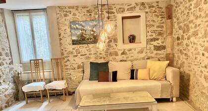 Bonita casa reformada en pueblo rural