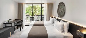 Superior kamer, 1 twee- of 2 eenpersoonsbedden | 1 slaapkamer, een minibar, een kluis op de kamer, een bureau