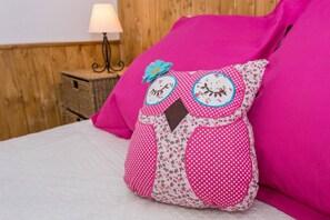 1 chambre, fer et planche à repasser, accès Internet, draps fournis