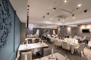 Restaurant - Krokus Plaza (Tashkent)