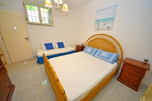 3 dormitorios, tabla de planchar con plancha, wifi gratis y ropa de cama