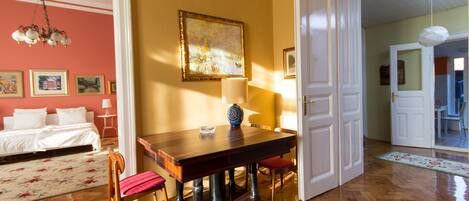 Apartment, 3 Bedrooms, Balcony | 3 bedrooms, soundproofing, free WiFi, bed sheets