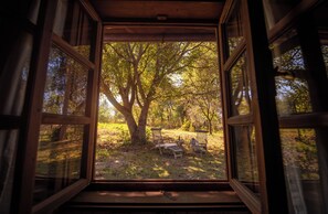 Cunas, wifi gratis y ropa de cama 