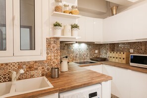 Apartment, 2 Bedrooms | Private kitchen | Full-size fridge, microwave, oven, stovetop - Explore Athens with 2 Bedroom Condo (Athens)