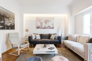 Living room - Explore Athens with 2 Bedroom Condo (Athens)