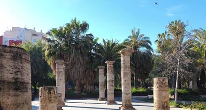 YOUR PAUSE IN VALENCIA Center. July and August 10%. Discount