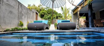 Coco Garden Pool Villas