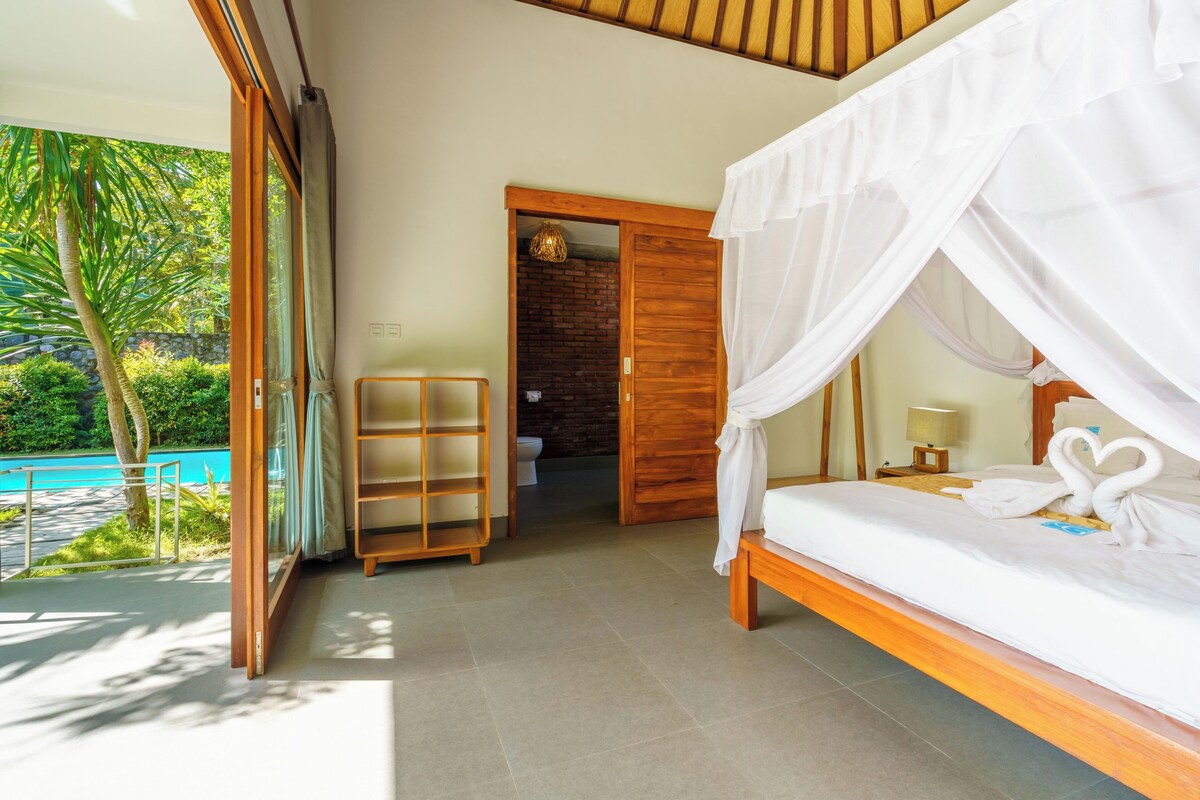 Family Room, 2 Bedrooms, Pool Access, Garden View | View from room