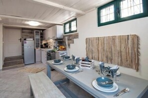 Dining - Villa Dimitra near the beautiful Rasa beach. Relaxing and comfortable stay. (Alikanas)